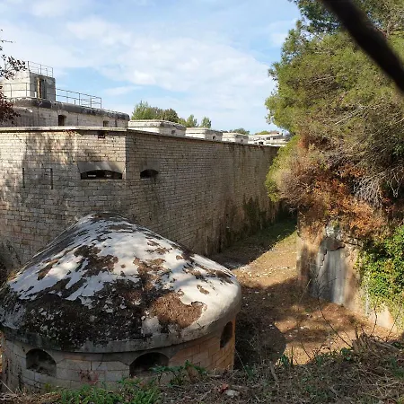 Bm 게스트하우스 풀라