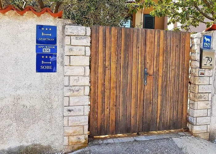 Bm Gostinjska kuća 3*