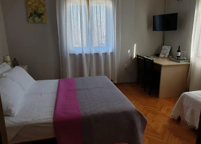 Bm Gostinjska kuća 3*